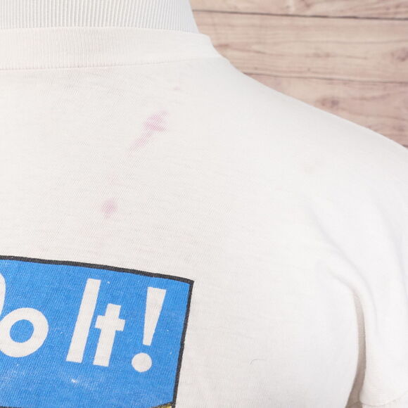 VINTAGE ROSIE THE RIVETER FEMINISM SINGLE STITCH TSHIRT SIZE XL THRASHED - Picture 6 of 16